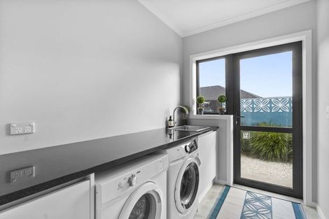 Photo of property in 13/15 Onukutara Place, Huntington, Hamilton, 3281