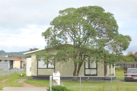 Photo of property in 11 Resolution Street, Tolaga Bay, 4077