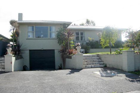Photo of property in 17 Camellia Avenue, Aramoho, Whanganui, 4500