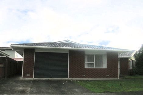 Photo of property in 15 Tabak Crescent, Takaro, Palmerston North, 4412