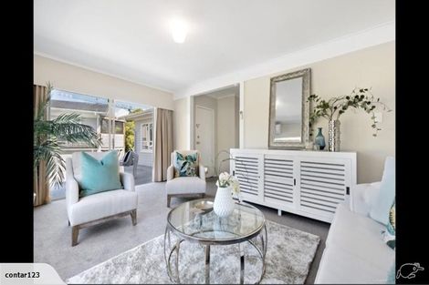 Photo of property in 12 Orsova Place, Lynfield, Auckland, 1042