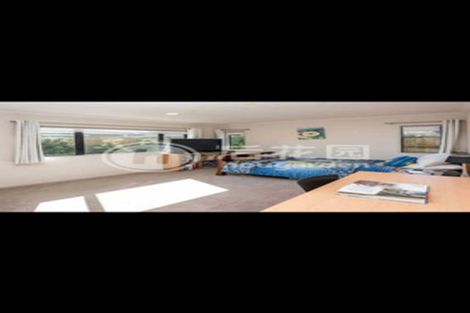 Photo of property in 25 Erne Crescent, East Tamaki, Auckland, 2016