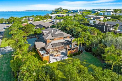 Photo of property in 2 Wonderview Road, Leigh, 0985