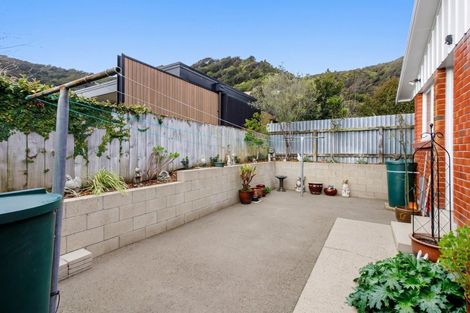 Photo of property in 417 Muritai Road, Eastbourne, Lower Hutt, 5013