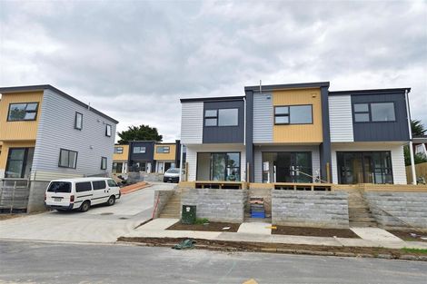 Photo of property in 13/13 Grove Lane, Pakuranga, Auckland, 2010