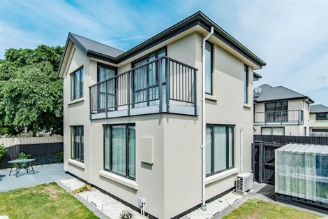 Photo of property in 1 Trist Place, Edgeware, Christchurch, 8013