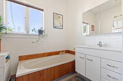 Photo of property in 188 Gayhurst Road, Dallington, Christchurch, 8061