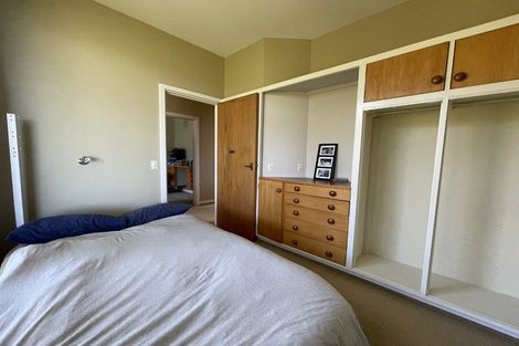 Photo of property in 116 Moncks Spur Road, Redcliffs, Christchurch, 8081