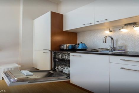 Photo of property in 4/6 Victoria Street, Ebdentown, Upper Hutt, 5018