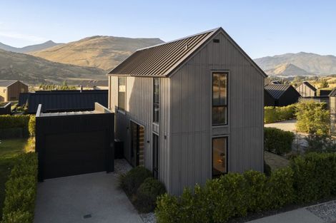 Photo of property in 6 Mckenzies Shute, Jacks Point, Queenstown, 9371