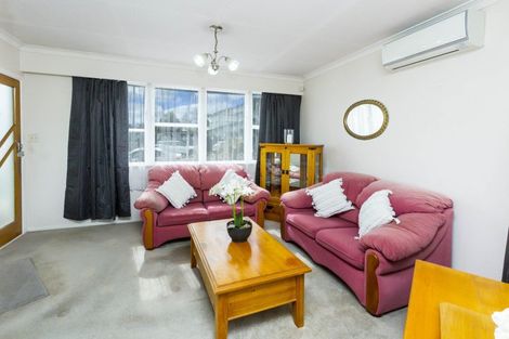 Photo of property in 2/32 Islington Street, Trentham, Upper Hutt, 5018