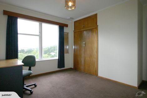 Photo of property in 19 Zetland Street, Highbury, Wellington, 6012