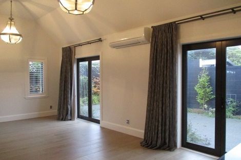 Photo of property in 5 Merivale Lane, Merivale, Christchurch, 8014