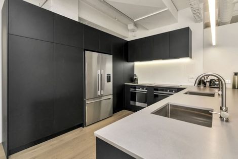 Photo of property in 17f Albert Street, Palmerston North, 4414