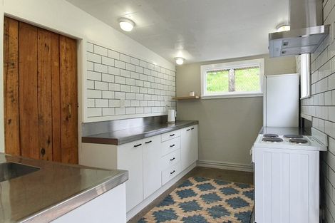 Photo of property in 28 London Street, Lyttelton, 8082