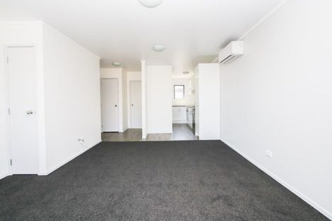 Photo of property in 4/200 Old Farm Road, Hamilton East, Hamilton, 3216