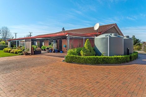 Photo of property in 26 Cameron Road, Makauri, Gisborne, 4071