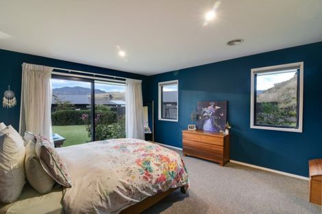 Photo of property in 66 Myles Way, Lower Shotover, Queenstown, 9304