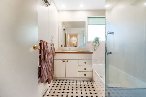 Photo of property in 125 Quinns Road, Shirley, Christchurch, 8013