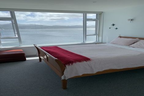 Photo of property in Oriana Apartments, 248 Oriental Parade, Oriental Bay, Wellington, 6011