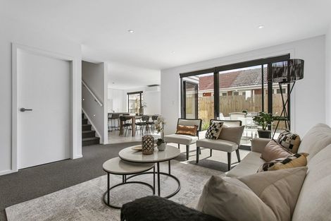 Photo of property in 37b Tawhiri Road, One Tree Hill, Auckland, 1061