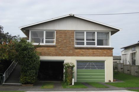 Photo of property in 264a Courtenay Street, Strandon, New Plymouth, 4312