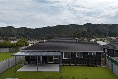 Photo of property in 21 Te Ara O Toroa, Wainuiomata, Lower Hutt, 5014