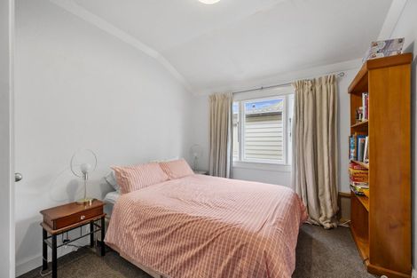 Photo of property in 106 Meeanee Road, Taradale, Napier, 4112