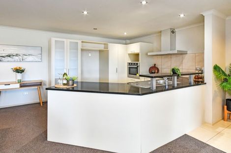 Photo of property in 61 The Track, Takanini, 2112