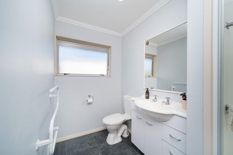 Photo of property in 12/358 College Street, West End, Palmerston North, 4410