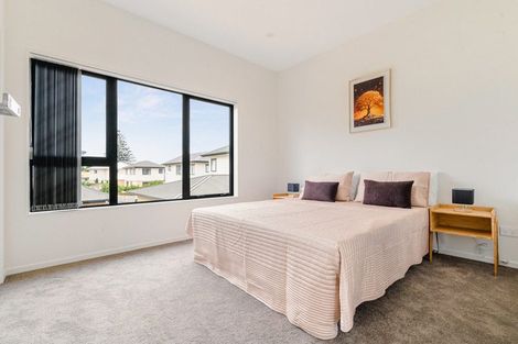 Photo of property in 10/32 Tapuwae Way, Mangere Bridge, 2022