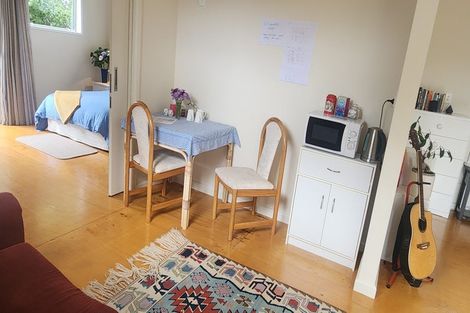 Photo of property in 5 Meadows Avenue, Waiwhetu, Lower Hutt, 5010