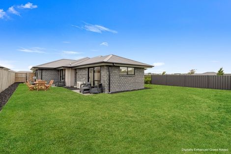 Photo of property in 160 Faringdon Boulevard, Rolleston, 7615