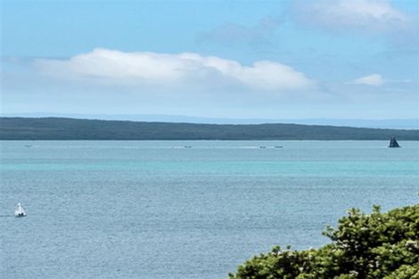 Photo of property in 115 Churchill Road, Rothesay Bay, Auckland, 0630