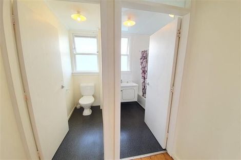 Photo of property in 11a Forth Terrace, Roslyn, Palmerston North, 4414