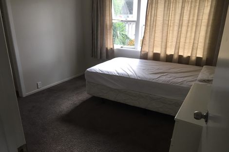 Photo of property in 23 Downing Street, Glenfield, Auckland, 0629