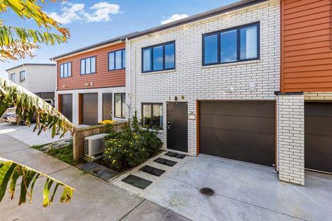 Photo of property in 17e Ewbank Place, Manurewa, Auckland, 2102