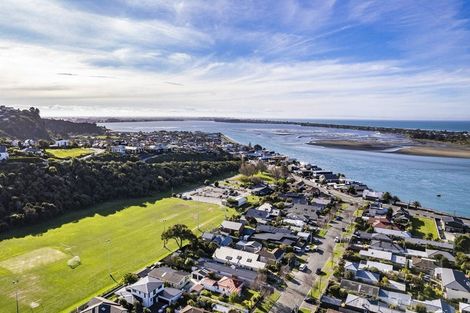 Photo of property in 36 Wakatu Avenue, Moncks Bay, Christchurch, 8081