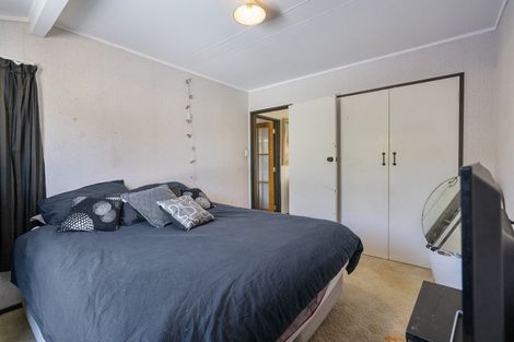 Photo of property in 26 Escort Grove, Awapuni, Palmerston North, 4412