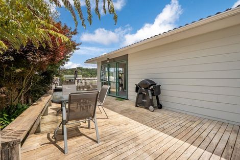 Photo of property in 4 Spinella Drive, Bayview, Auckland, 0629