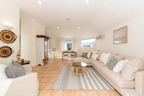 Photo of property in 76 Arthur Street, Blenheim, 7201