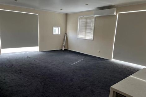 Photo of property in Tuscany Towers, 92/1 Ambrico Place, New Lynn, Auckland, 0600