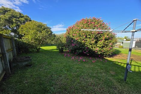 Photo of property in 40 Evans Road, Weymouth, Auckland, 2103