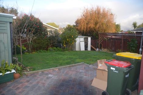 Photo of property in 40 Priestley Drive, Bucklands Beach, Auckland, 2014