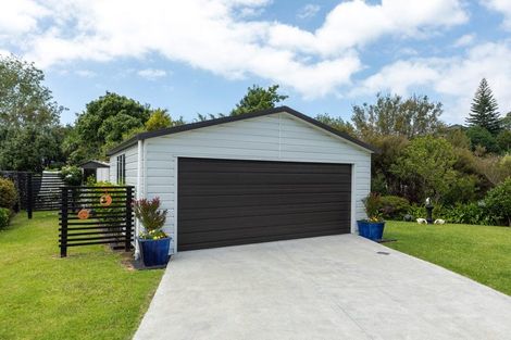 Photo of property in 9 Ocean Breeze Drive, Waihi Beach, 3611
