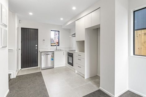 Photo of property in 13 Raupeti Lane, Henderson, Auckland, 0612