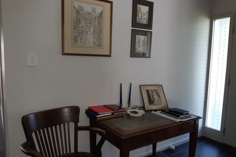 Photo of property in 102 East Street, Greytown, 5712