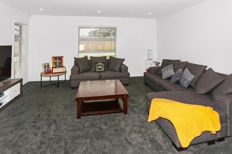 Photo of property in 28 Hillpark Drive, Pokeno, 2402