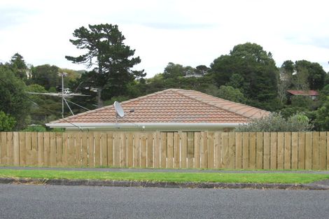 Photo of property in 54 Stanley Road, Glenfield, Auckland, 0629