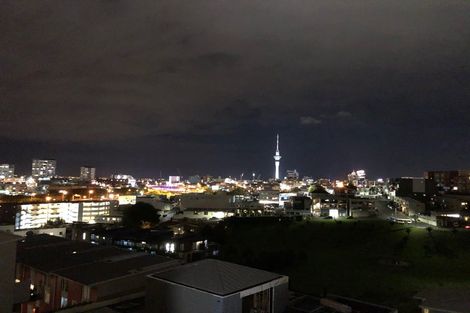 Photo of property in 1b/5 Charlotte Street, Eden Terrace, Auckland, 1021